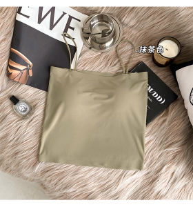 3163 เสื้อสายเดี่ยว มีบราในตัว ครึ่งตัวเกาะอก ใส่สบาย