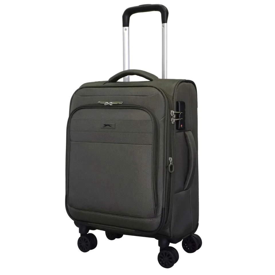 Slazenger 30 2025 inch suitcase