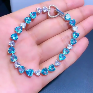 for Swiss Blue Topaz Bracelets Female Luxury Sea Blue Buckle Bracelets Hand Chain Heart Shape Bracelets for Birthday Gif
