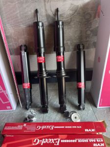 KYB โช้คอัพคู่หน้า-หลัง Isuzu Dmax RT50 4x4 /ไฮแลนเดอร์ ปี 2012-2019 คู่ [รุ่น Excel-g ]