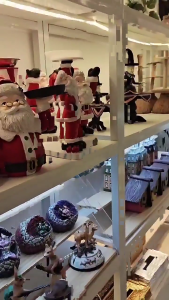 Artistic Resin Skull Goblet Punk Themed Drinkware Colorful Floral Detailing Multipurpose Cup For Homes And Event