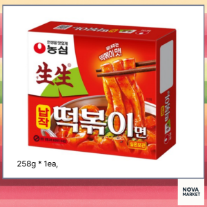 Nongshim Fresh Flat Tteokbokki Noodles 258g red packaging instant soup packet noodles Korean cuisine food staples.