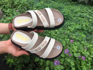 Dép Wedge Nữ Thời Trang Mẫu Mới 2024 Đế Xuồng Cao Cấp 3cm Quai Da Mềm Phong Cách Đi Chơi