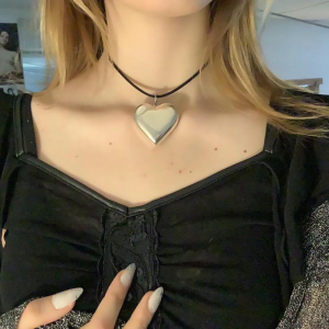 Punk Love Heart Necklace Silver-Star Pendant Choker Chain Black Rope Chain Necklace Y2K Ornament for Women