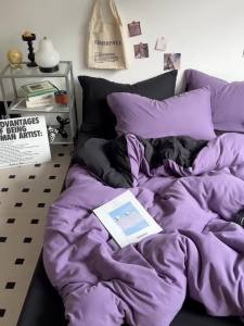 A Maternal and infant-grade bedding four-piece set simple ins Skin-friendly Bed Sheet Quilt Cover Bed Skirt Student Dormitory Three-piece Set LZD