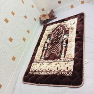 COD DITEMPAT SAJADAH TURKY BAHAN EMPUKDAN TEBAL NYAMAN DI PAKAI BUAT SHOLAT HARGA PROMO