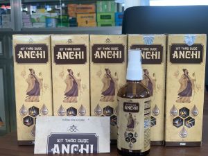 Xịt đau nhức thảo dược ANCHI chai 70ml. Dùng cho người bị đau nhức xương khớp tê buốt tay chânbong gân tụ máu.