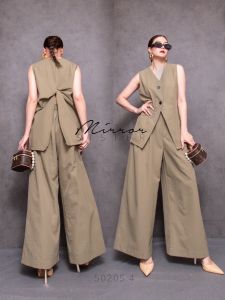 เซ็ทเสื้อแขนกุดคู่กางเกง  ✨ เสื้อแขนกุดคอวีทรงสวย ✨ - เสื้อแขนกุดคอวี ทรงสวย ด้านหลังเก๋ด้วยการเก๋แต่งม้วนผ่าแหวก - เข้าเซ็ทกับกางเกงขากระบอกทรงดีงาม สวยกลมกล่อม - ใครใส่ก็ชิค ใส่ได้บ่อย หลากหลายโอกาส  กางเกงขากระบอก  กางเกงซิปหน้า ให้ความสะดวกในการใส่  เ