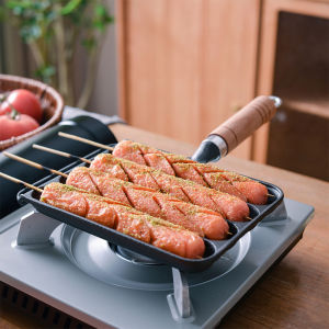 Cast Iron Pot for Grilled Sausage with Wooden Handle BBQ Supply Grilled Pot Sausage Fry Pan Hot Dog Baking Steaming Tool