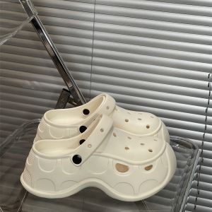 [Free Shipping] WomenS Clogs Outdoor Slippers New Summer Styles Thick-Soled Sandals For Summer WomenS Closed-Toe Slippers