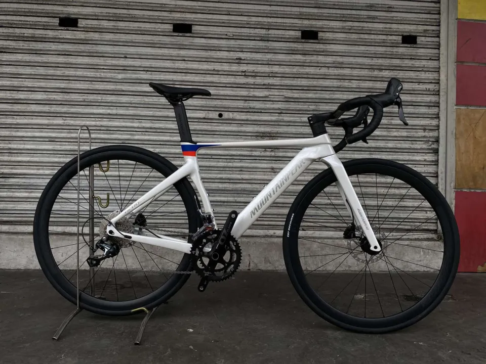 MOUNTAINPEAK AERO R4700 ROAD BIKE Aero Frame Alloy Bike Hydraulic