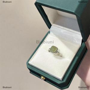 [COD] Biubiuni Cổ Điển Nhân Tạo Ngọc Vuông Vòng Mùa Thu Mùa Đông Trung Quốc Phong Cách Pha Lê Hình Học Vòng Tay Cho Phụ Nữ Đồ Trang Sức Thời Trang