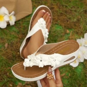 [Free Shipping] Plus-Size WomenS Flip-Flops 2026 New Fashion Floral Wedge Sandals With Vintage Stitching