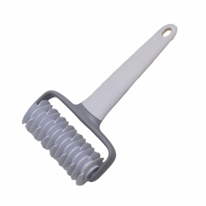 GOXBERK Embossing Design Pizza Dough Docker Roller Creative Plastic Pizza Puncher Multi-Functional Roller  Pizza Docking Tool Pizza Making Accessories