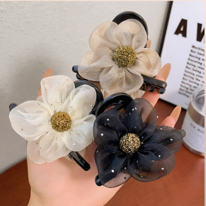 คลิปหนีบน้ำเพชรผู้หญิง ดอกไม้ เพชรเทียม กิ๊บติดผมด้านหลังศีรษะ