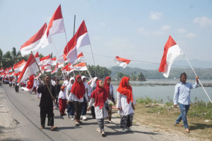 BENDERA RUMAH MERAH PUTIH UKURAN (80X120)