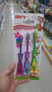 รูปจิ้งโจ้น แปรงฟันเด็ก 3 ขวบ พร้อมส่ง 1 แพ็คได้ 3 ชิ้น