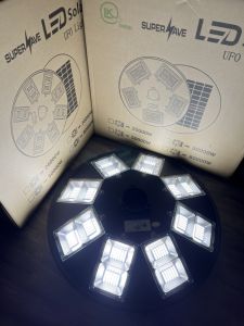 เคลื่อนไหวของไฟถนน UFO 50000w โซล่าเซลล์ Solar cell 8 ทิศทาง 18ช่อง 360 องศา กั้นน้ำ LED Daylight/Warm white