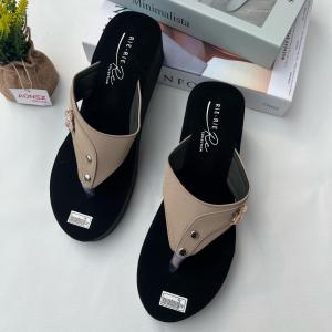 sandal wedges wanita jepit terbaru tinggi 5cm kekinian 2024