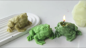 Toad Shaped Candlestick Mold Silicone Holder Mould Easy to Demold Decoration Mould Gypsum Home Ornaments