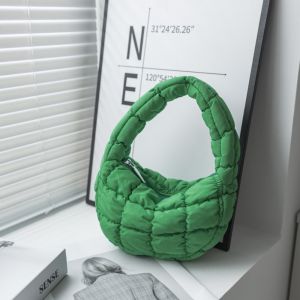 URBAG น้ำหนักเบาอบอุ่น กระเป๋าสะพายลายสก๊อต เบาะผ้าฝ้ายขนเป็ด มินิมินิ กระเป๋าโท้ตบุผ้า แฟชั่นสำหรับผู้หญิง สีทึบทึบ กระเป๋าถือแบบพอง สำหรับผู้หญิง