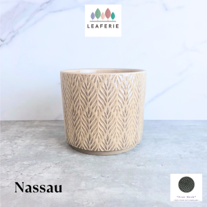 The Leaferie Nassau Flowerpot  flowerpots . flower pot . plant pots . planter . planters . Ceramic