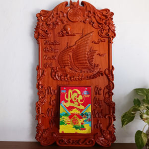 Lịch tết 2026 đốc lịch gỗ hương Thuận Buồm Xuôi Gió tặng kèm lốc lịch gỗ nguyên khối chạm khắc tỉ mĩ