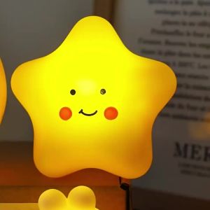 Đèn ngủ LED hoạt hình sáng tạo sử dụng pin 3AA trang trí hình mặt trăng và sao cho phòng ngủ đèn ngủ trang trí tạo không khí như một món quà
