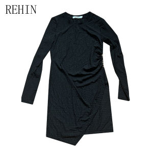 REHIN เสื้อยืดแขนยาวสีสีดำล้วนธรรมดาสำหรับผู้หญิงเสื้อยาวปานกลางชายเสื้อไม่สมมาตรเข้ารูปพอดีแฟชั่นฤดูใบไม้ร่วง (M-XXL)