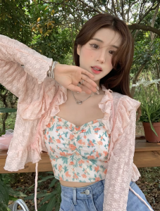 E41 เสื้อสายเดี่ยว รูปดอกไม้ สายปรับได้ มีฟองน้ำในตัว