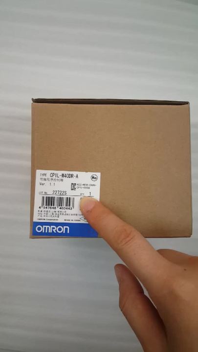 Omron Cp1l-M40dr-A Usato Testato &ndash; PLC Industriale Con Garanzia 60 Giorni