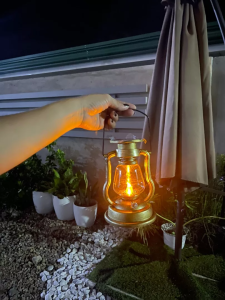 Vintage Lamp Camping Lantern Retro Solar Kerosene Lamp  Outdoor Waterproof Garden Hanging Lamp