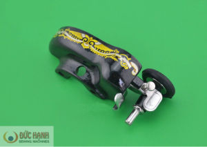 LỖ TAI MÁY CON BƯỚM GIA ĐÌNH