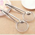 Alat Penjepit Peniris Gorengan Penggorengan 2 In 1 Peniris Saringan Tirisan Minyak Stainless. 