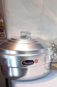 Aluminum Idli Steamer – Multi-Tier Idli Cooker with Plates