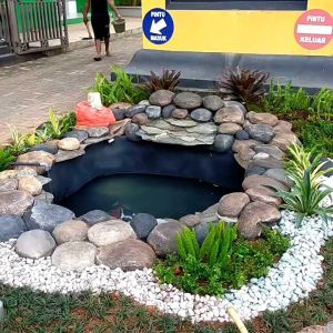 Taman Kolam Batu Bikinan: Desain & Tips