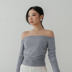 NZINGA Haeun | Blouse Off Shoulder Wanita Lengan Panjang - Baju Hitam Elegan Ruched Body Fit | Ukuran S - XXL