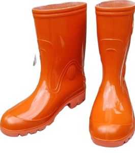 Sepatu boot karet / boots merk STEFFI