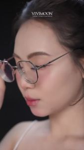 Kính áp tròng VIVIMOON cận trong suốt 3 tháng cho mắt thở Vivimedi Oxy Plus giá 1 chiếc (1 bên mắt)