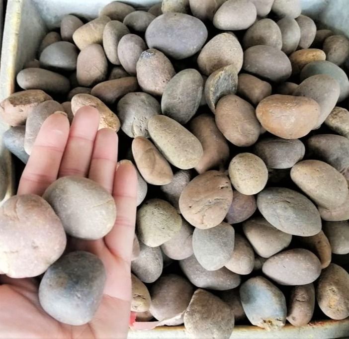 หินแม่น้ำสีน้ำตาลสนิม เบอร์ 2 สำหรับตกแต่งตู้ปลา