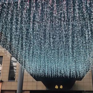 [จัดส่ง24ชม] ไฟน้ำตก Led ไฟสายแบบหยดน้ำแข็งกันน้ำ ไฟม่าน LED ห้องเต็มไปด้วยดวงดาว 4M/5M ไฟคริสต์มาส ไฟตกแต่งห้องนอน ตกแต่งงานแต่งงาน ไฟตกแต่งงานปาร์ตี้ ไฟม่านน้ำแข็งกลางแจ้งสำหรับบ้าน