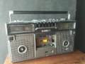 RADIO TAPE JVC JADUL Kondisi OFF belum di servis Radio Tape jadul Antik Vintage Bagus buat pajangan atau buat kenang kenangan. 