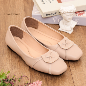 QUINCE Faye Sepatu Flatshoes Wanita