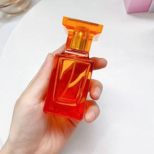 Vỏ rỗng Chai chiết nước hoa 50ml thủy tinh dày dặn kiểu TFord sang trọng chai rỗng dùng để chiết nước hoa.