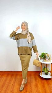Willona Oversized Thsirt Kaos Wanita Basic Stripe Oversize Atasan kaos lengan panjang Top Hijab