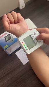 AE Wrist-type monitor portable wrist measuring device with voice broadcast for foreign trade export CE