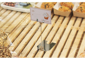 Kẹp để bàn inox cài giá tiệm bánh  wobbler inox dùng tại quầy thực phẩm chín tiệm bánh gato bánh ngọt sử dụng để bàn tại bàn tiệc