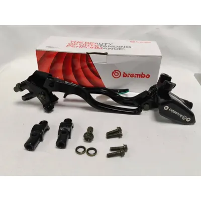 BRAKE MASTER BOX SILVER BREM COPY E3 14MM UNIVERSAL VARIO150 BEAT DELUXE SCOOPY MIO VIXION