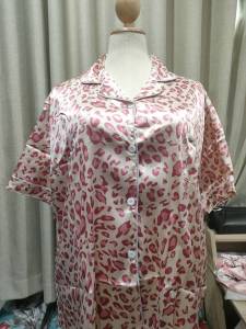 ชุดนอนผ้าไหมอิตาลี รอบอก60นิ้ว แขนสั้นขาสั้น ชุดนอนคนอ้วน ชุดนอนไซซ์ใหญ่