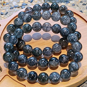 Collection Grade Black Super 7 Bracelet